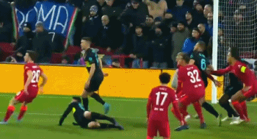 川超联赛公布多起争议判罚评议结果，多位裁判被停哨