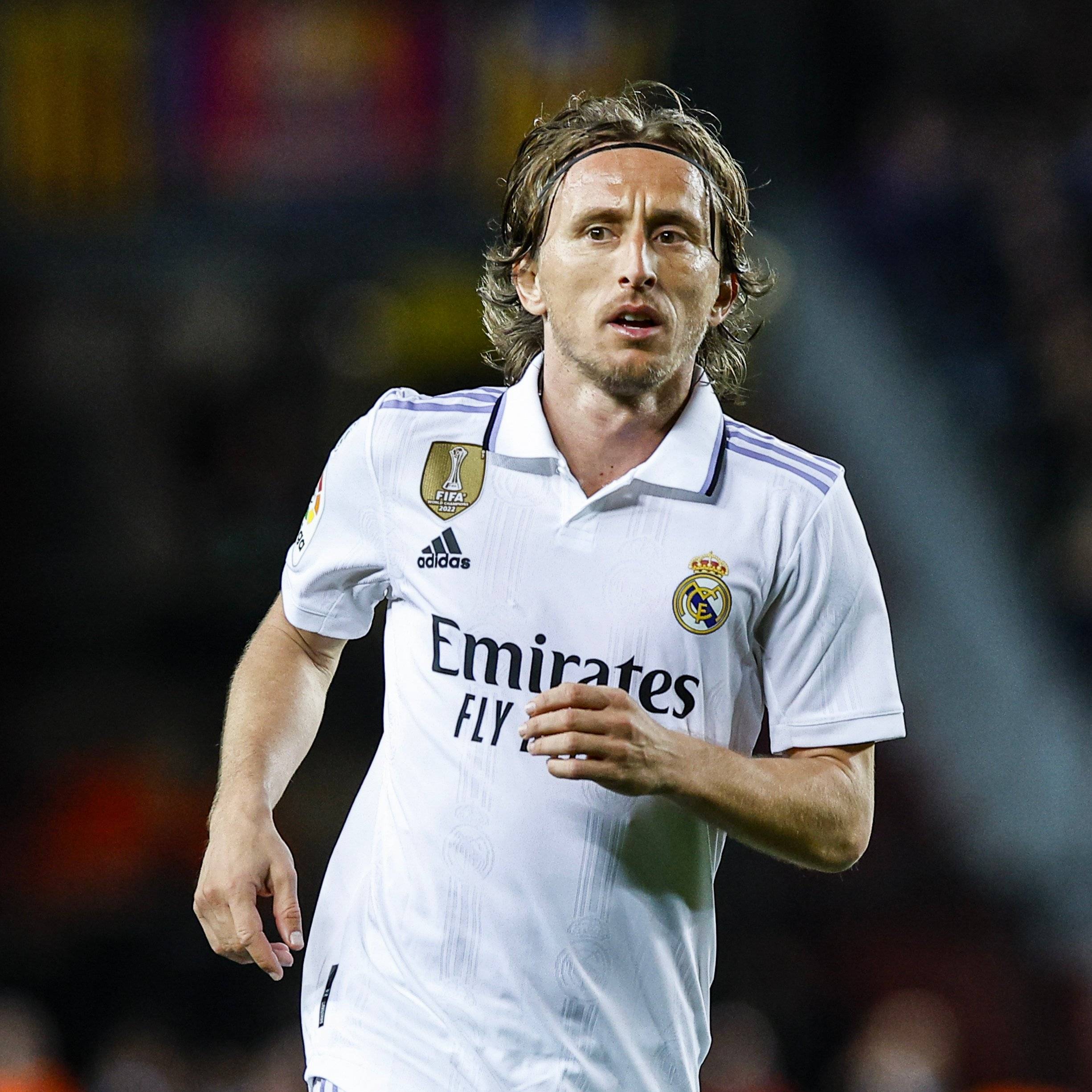 法尔克：纽卡等队曾想引进卡尔，但拜仁抢先与球员完成续约