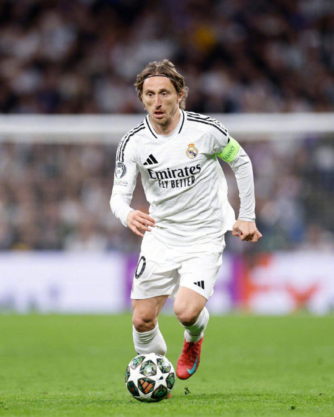 半场战报：申花2-0津门虎，阿苏埃破门，吴曦点射